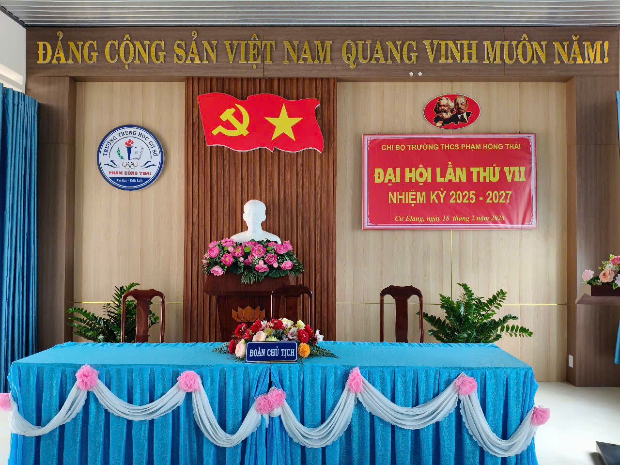 Đại hội Chi bộ trường THCS Phạm Hồng Thái lần thứ VII nhiệm kỳ 2025-2027